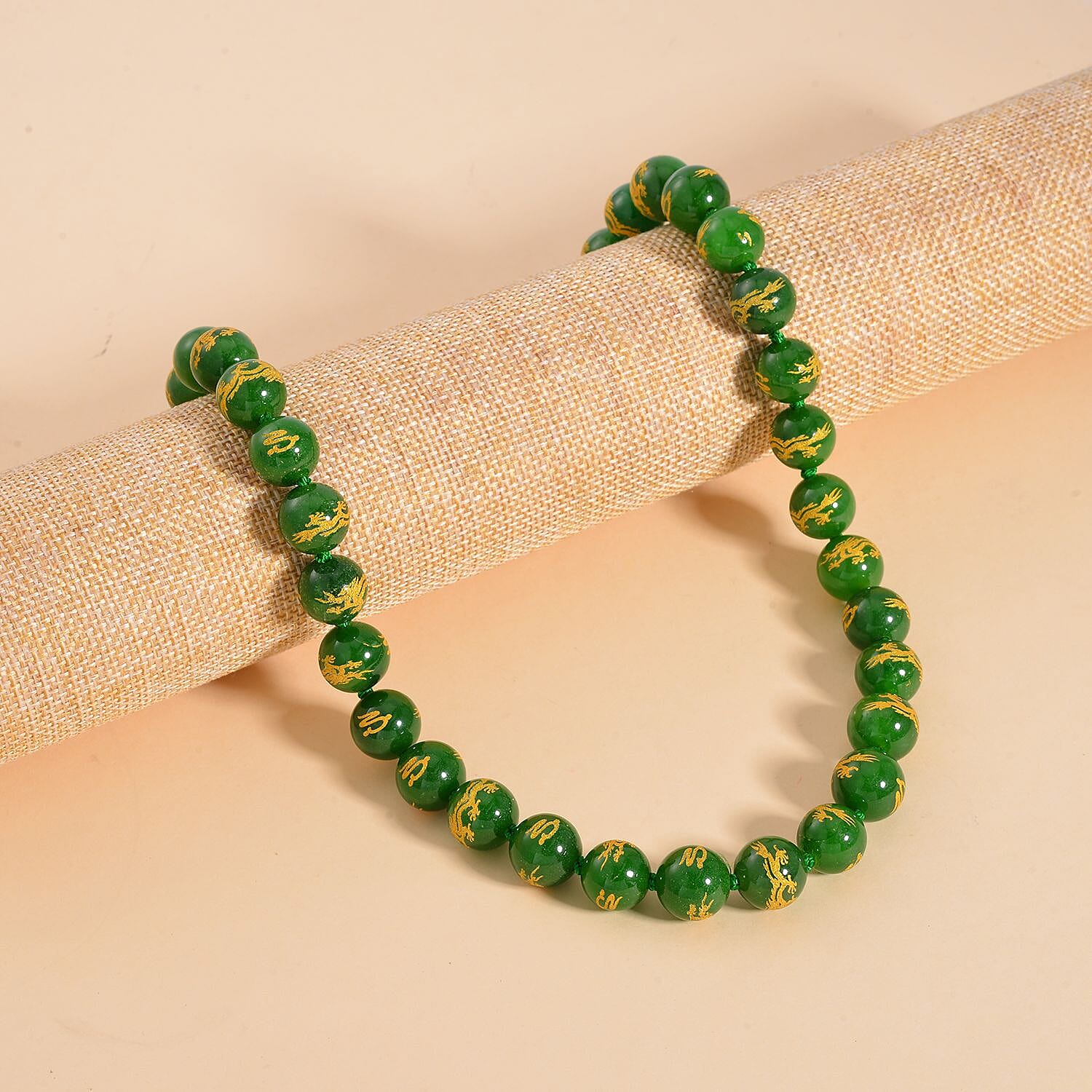  Green Jade Necklace (Size - 20) in Rhodium Overlay Sterling Silver 670.00 ct 670.000 Ct.