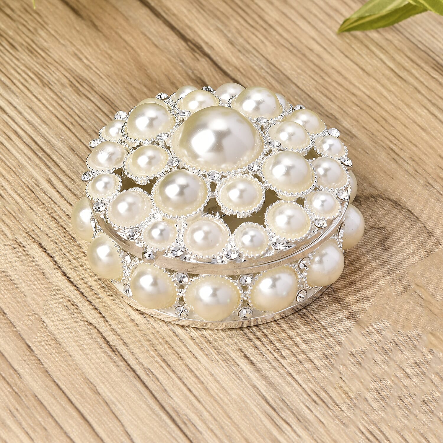 Bowknot Rhinestone Bejewelled Pearl Trinket Box (Size 6x6x3 cm) - White