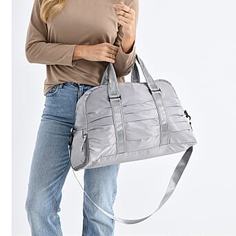 https://tjcuk.sirv.com/Products/76/8/7689140/Water-Repellent-Pleated-Travel-Bag-with-Removable-Shoulder-Strap-Mint_7689140_3.jpg?w=342&h=342