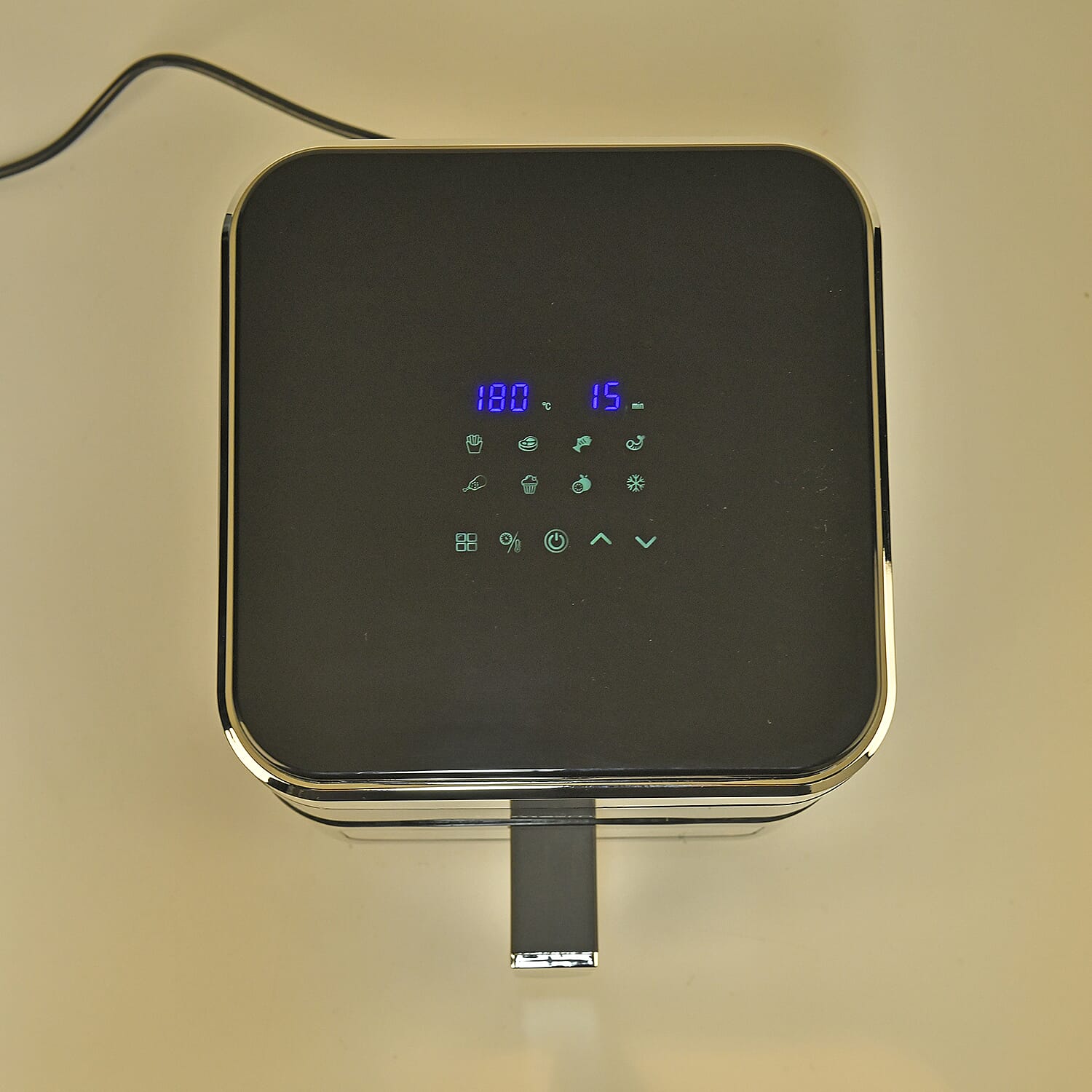 LIQUIDATION DEAL - Homesmart 3.5L Digital Air Fryer - Crisp, Roast, Bake - With Less Oil - 10 Menu Options- Black & Gold