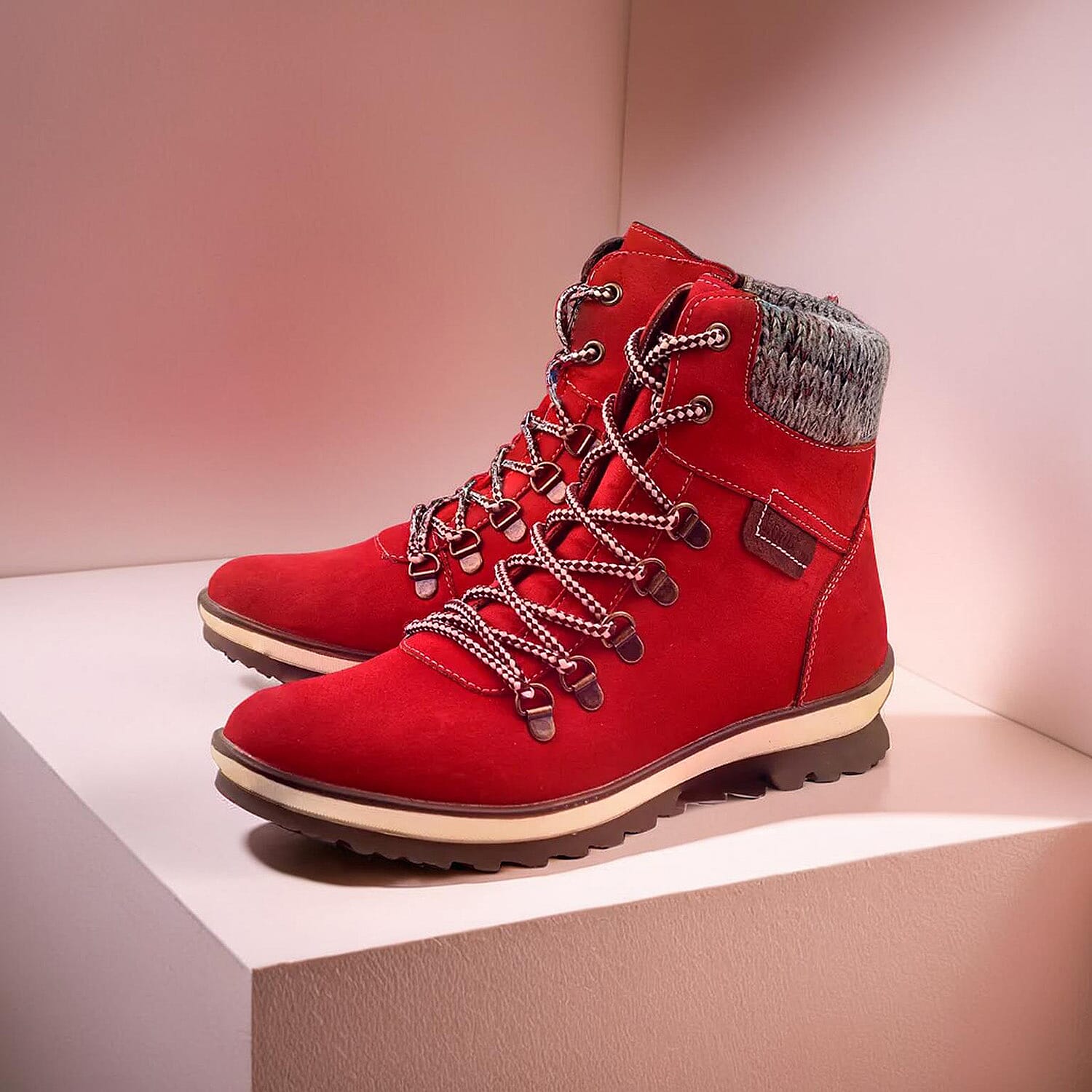 Mens Shoe (Size 7) - Red