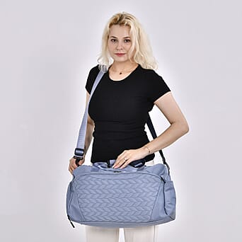 https://tjcuk.sirv.com/Products/76/9/7692204/Travel-Duffle-Bag-with-Quilted-Leaves-Pattern-Blue_7692204_1.jpg?w=342&h=342