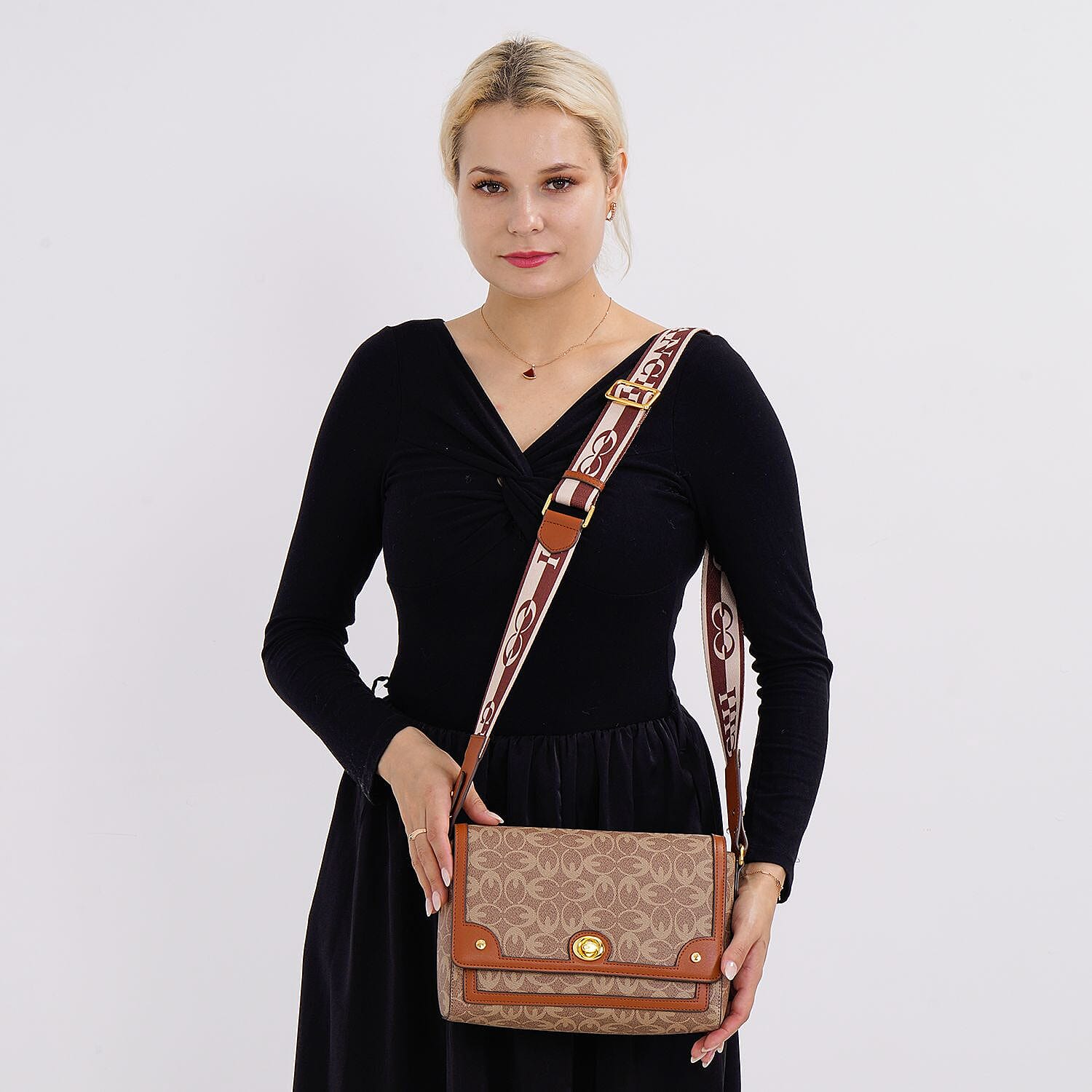 GUANCHI Crossbody Bag with Shoulder Strap - Brown