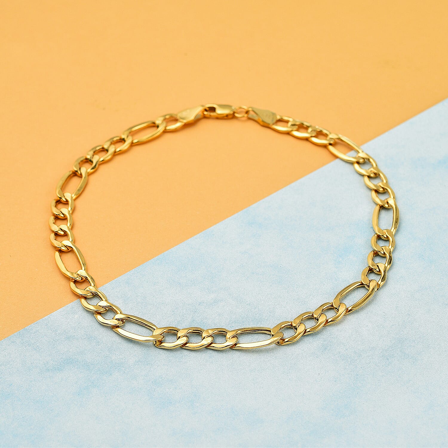 Mega Black Friday -  Your Choice Deal - 9K Yellow Gold Diamond Cut Figaro Bracelet (Size - 8.25)