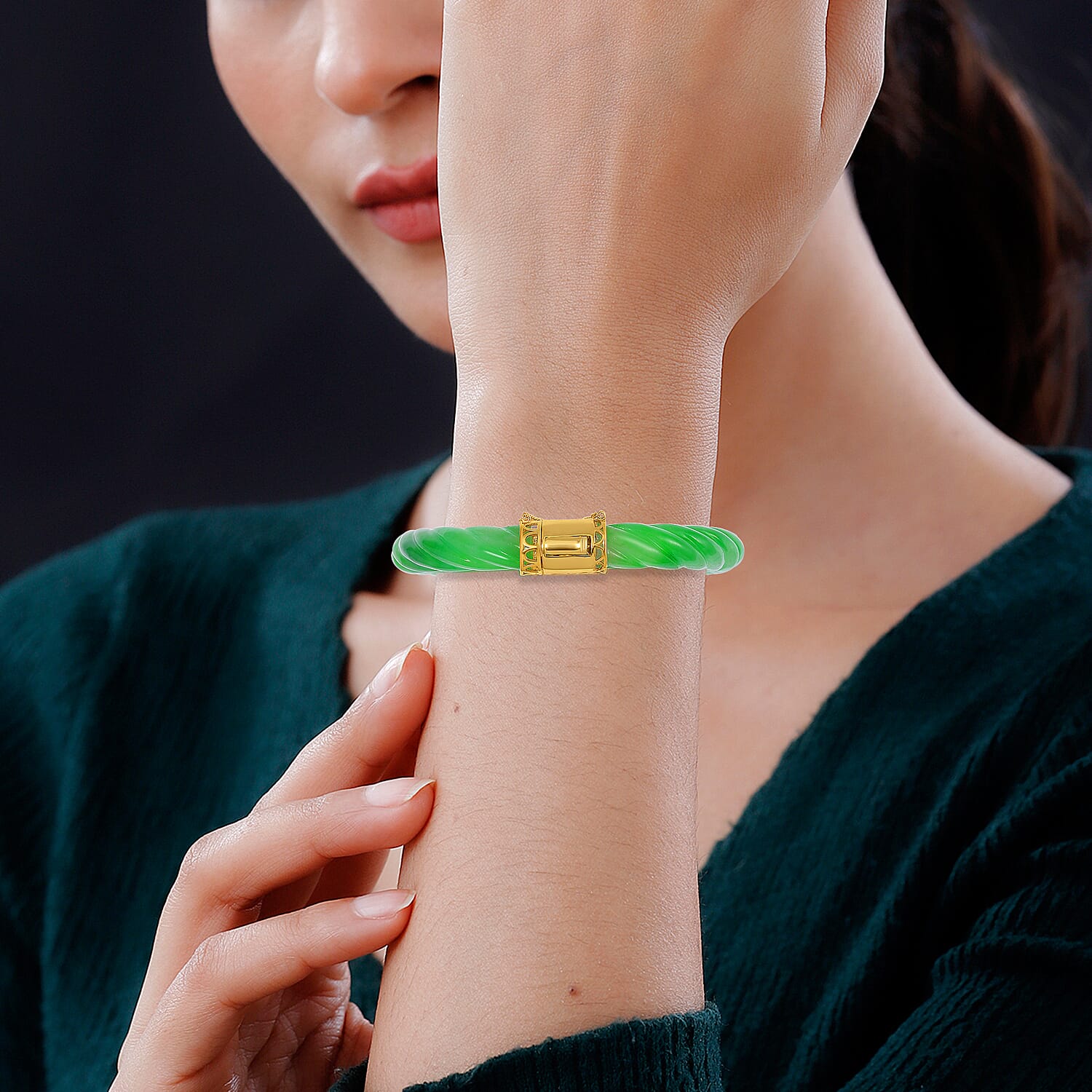 Designer Inspired- Very Rare Green Jadeite Jade Carved Bangle (Size 7.5) in Yellow Gold Vermeil Sterling Silver 210 Ct.