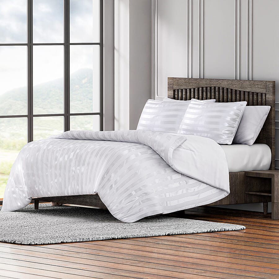 3-Piece Striped Comforter and Duvet Set