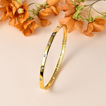 https://tjcuk.sirv.com/Products/77/0/7700257/White-Diamond-Full-Bangle-Pure-Yellow-Brass-0-02-ct-0-021-Ct_7700257_1.jpg?w=342&h=342