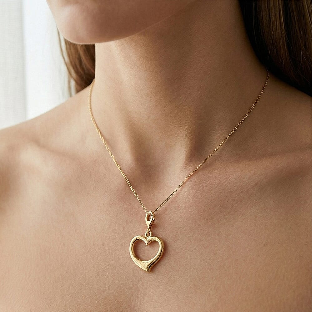 9K Yellow Gold  Pendant,  Gold Wt. 0.46 Gms