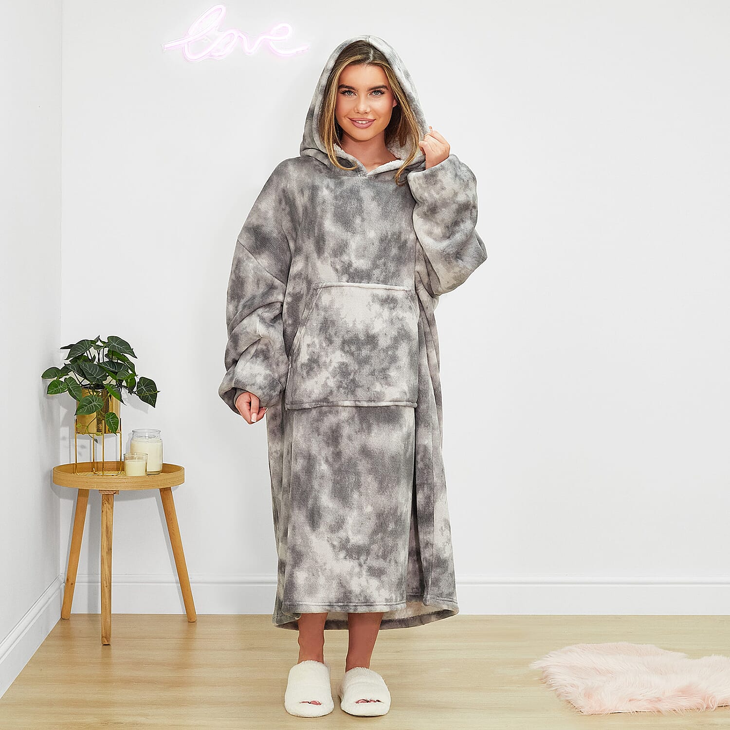 Winter Essential - Extra Long Very Soft Tie Die Hoodie Blanket (One Size 8-20)- Grey