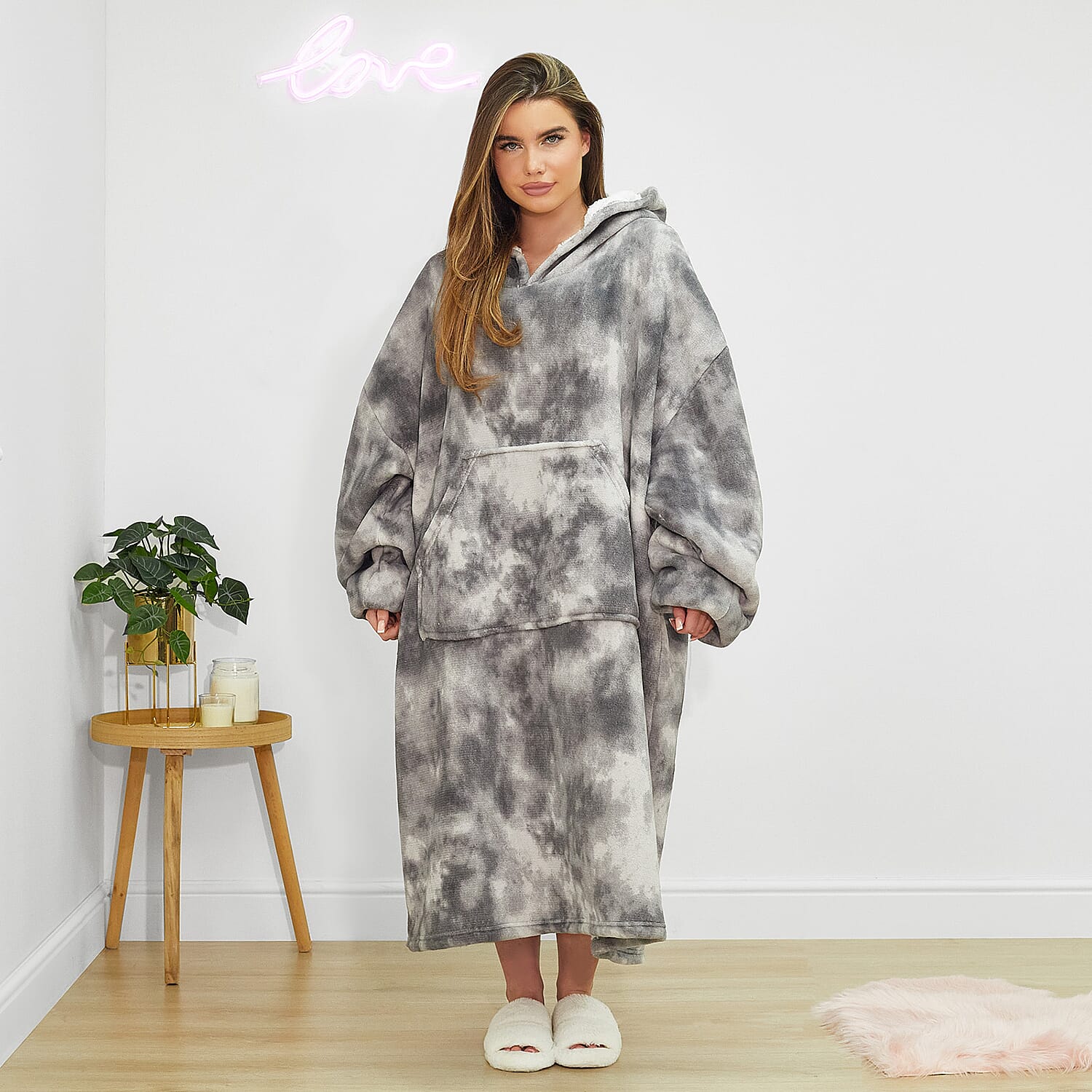 Winter Essential - Extra Long Very Soft Tie Die Hoodie Blanket (One Size 8-20)- Grey