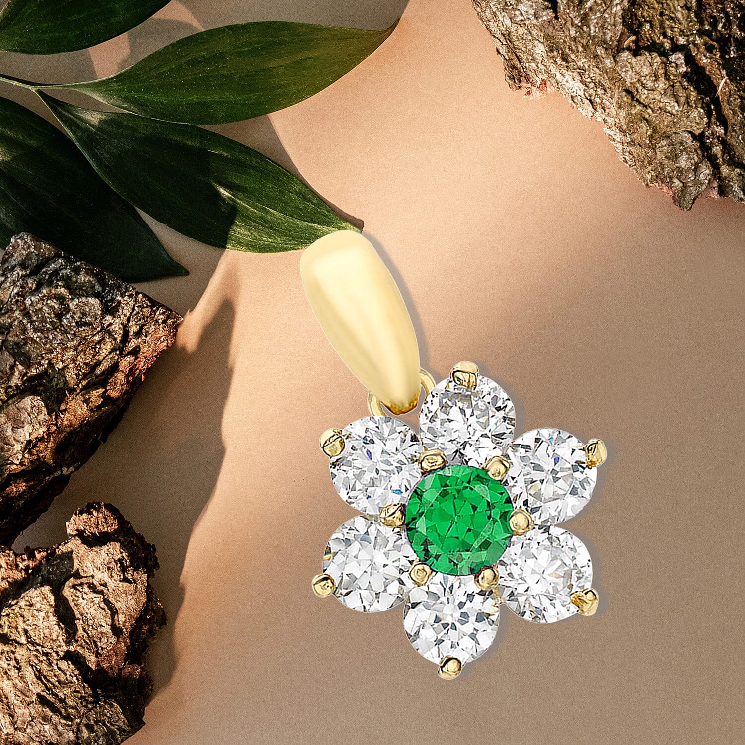 9K Yellow Gold  A   Green Cubic Zirconia ,  Cubic Zirconia  Pendant 1.54 ct,  Gold Wt. 0.75 Gms  1.540  Ct.