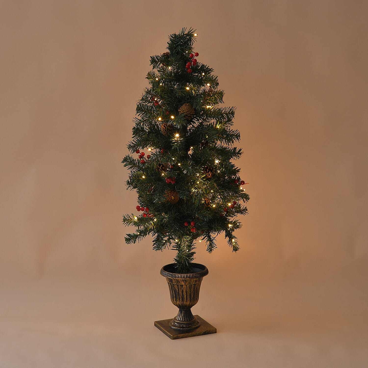 Lush Green Christmas Tree - 160 Tips