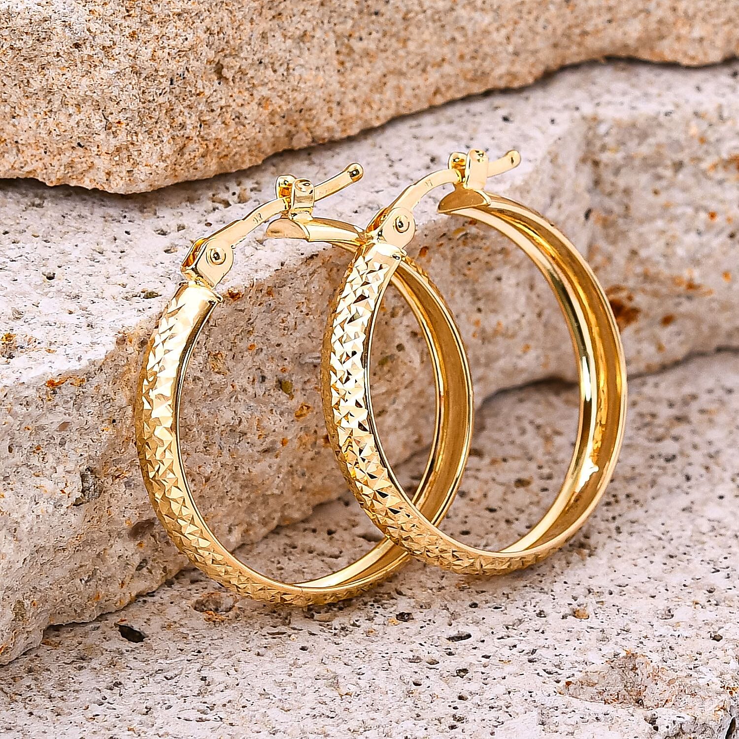 Royal Bali Collection - 9K Yellow Gold Diamond Cut Hoop Earrings