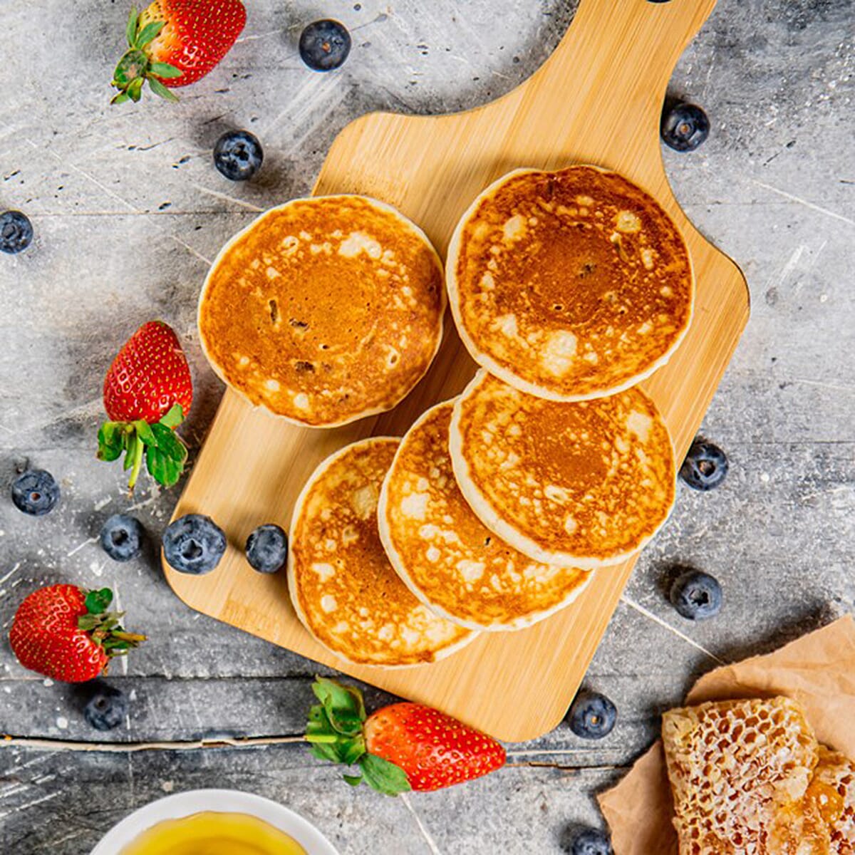 Cookie Cutter and Pancake Mold (Size 15x1x22 cm) - Orange