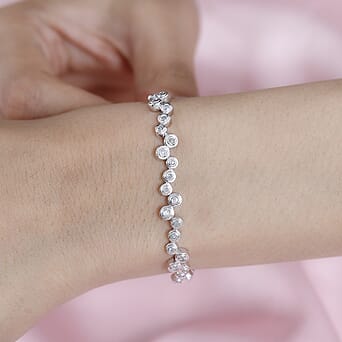 https://tjcuk.sirv.com/Products/77/2/7722824/White-Diamond-Cluster-Bracelet-Size-7-5-in-Platinum-Overlay-Sterling-S_7722824_2.jpg?w=342&h=342