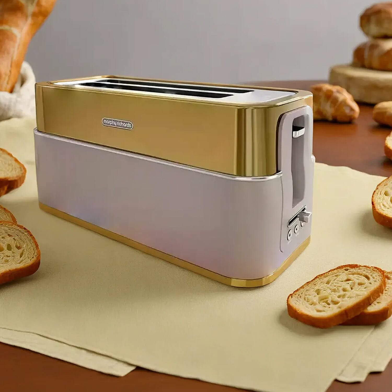 Morphy Richards Signature 4 Slice Toaster with Removable Crumb Tray - Gold
