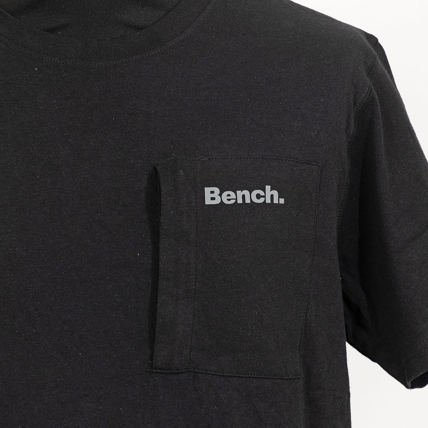 BENCH 100% Cotton Mens Crew Neck T-Shirt with Self Fabric Pocket & Reflective Print (Size L) - Black