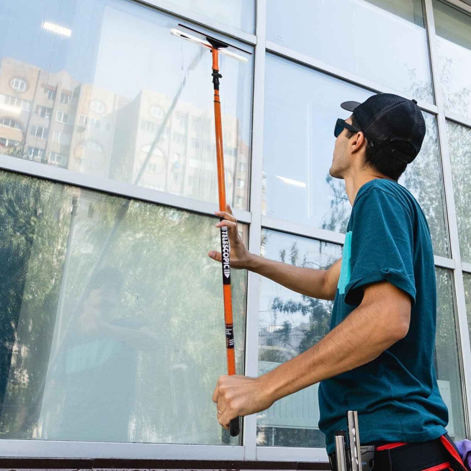 3.5m Telescopic Window Cleaner Squeegee &ndash; Extendable & Removable Head for Streak-Free Shine
