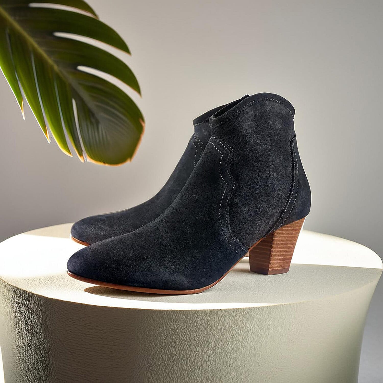 Ravel Premium Leather Womens Teelin Heeled Ankle Boots - BlackStripe