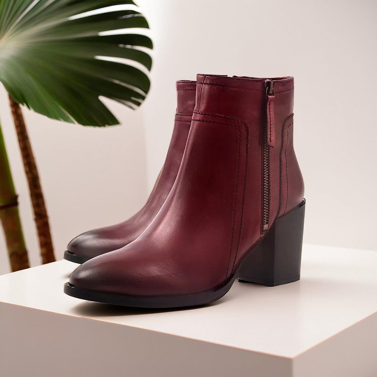 Ravel Premium Leather Womens Fossa Heeled Ankle Boots (Size 4) - Dark Red