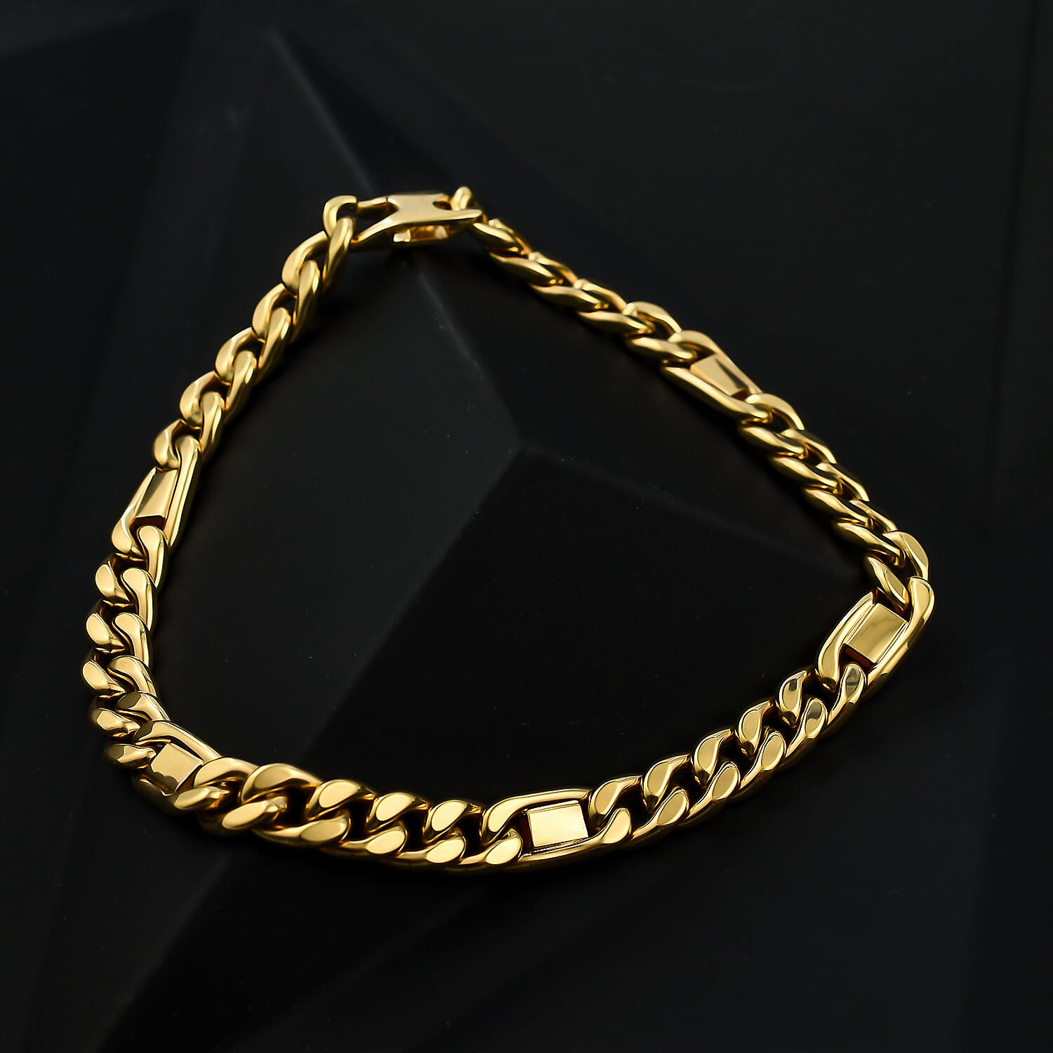 Dubai Closeout - 9K Yellow Gold Cuban Link Bracelet (Size - 8.25), Gold Wt. 8.60 Gms