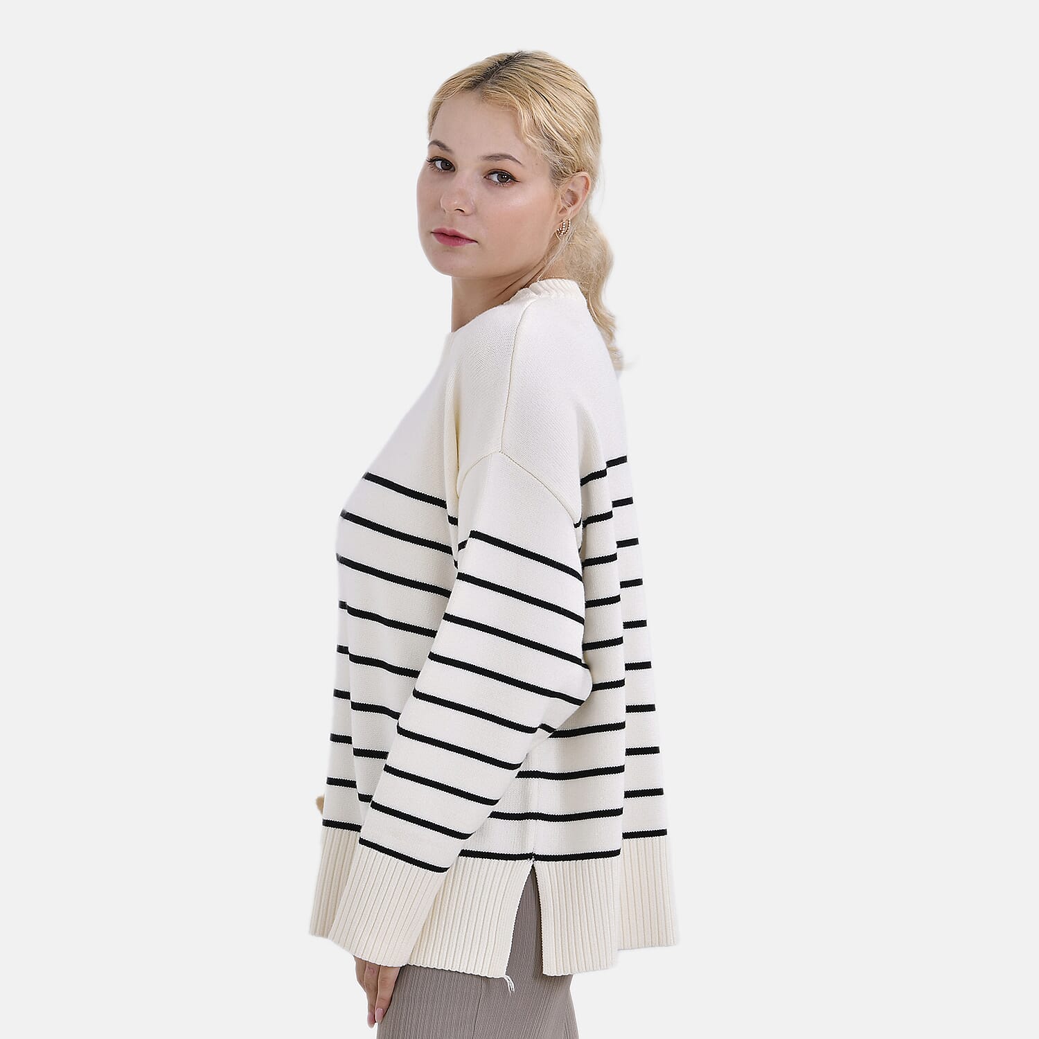 La Marey Stripe Pattern Relaxed Fit Jumper (Size XL) - White