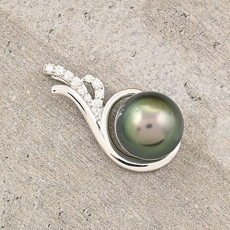 18K W Gold  AAA   Tahiti Pearl ,  White Diamond  SI Pendant 5.00 pc,  Gold Wt. 1.36 Gms  5.000  Ct.