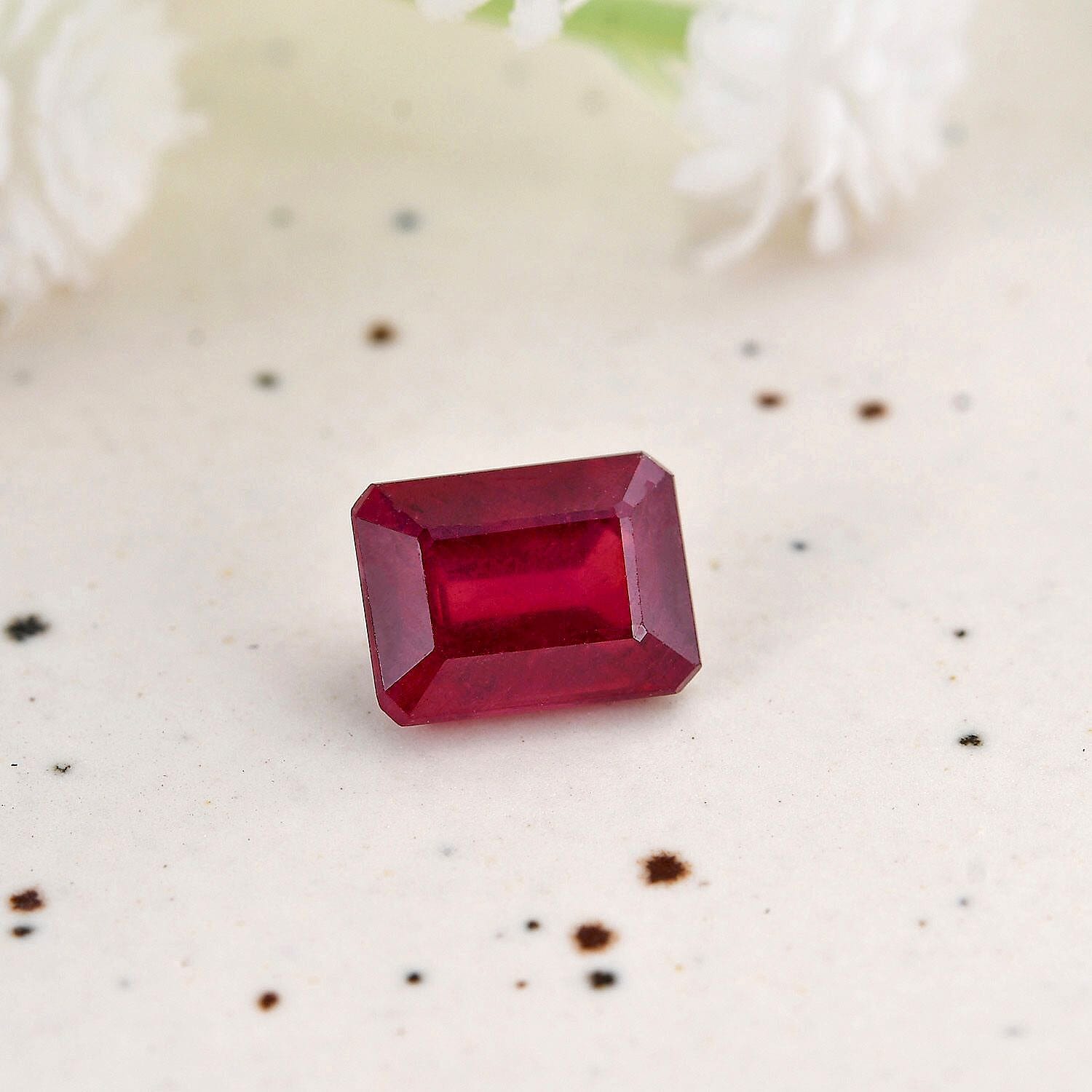 Fissure Filled Ruby Octagon 8x6 mm