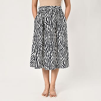 https://tjcuk.sirv.com/Products/77/4/7744960/Tamsy-Zebra-Skirt-Size-81x1-cm-Off-White-Navy_7744960_3.jpg?w=342&h=342