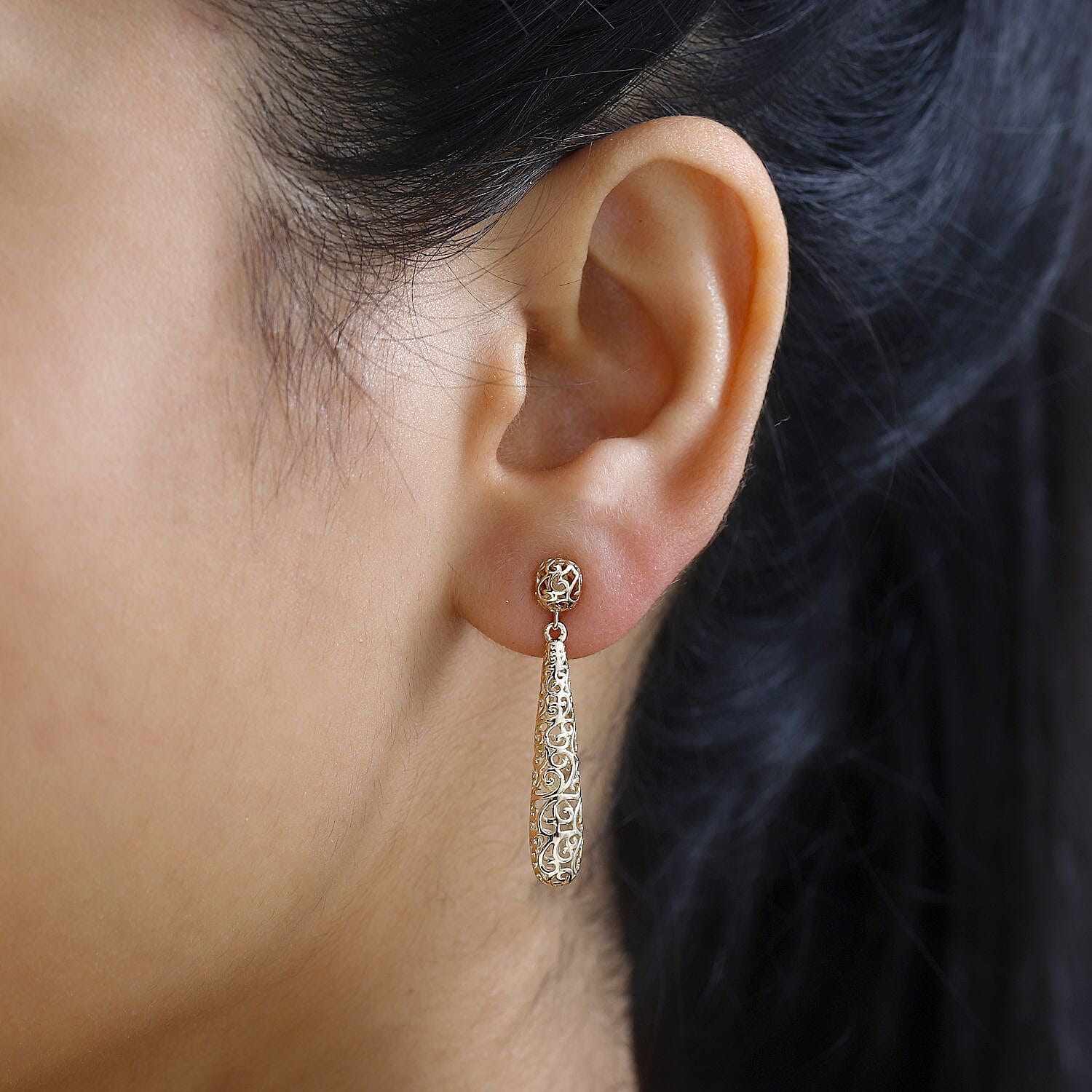 9K Yellow Gold Filigree Drop Earrings 2.64 Grams