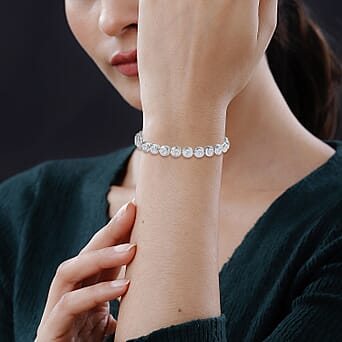 https://tjcuk.sirv.com/Products/77/4/7747197/Moissanite-Cluster-Bracelet-Size-7-5-in-Platinum-Overlay-Sterling-Silv_7747197_2.jpg?w=342&h=342