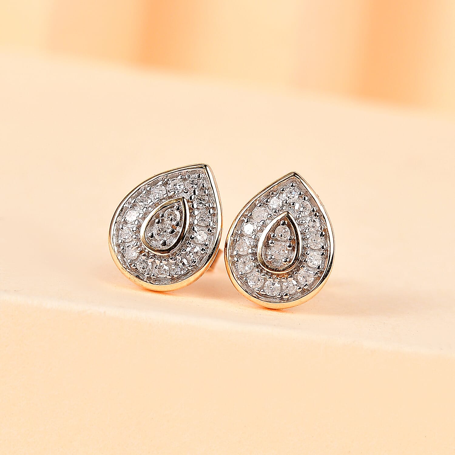 9K Yellow Gold Natural White Diamond Earrings 0.20 Ct