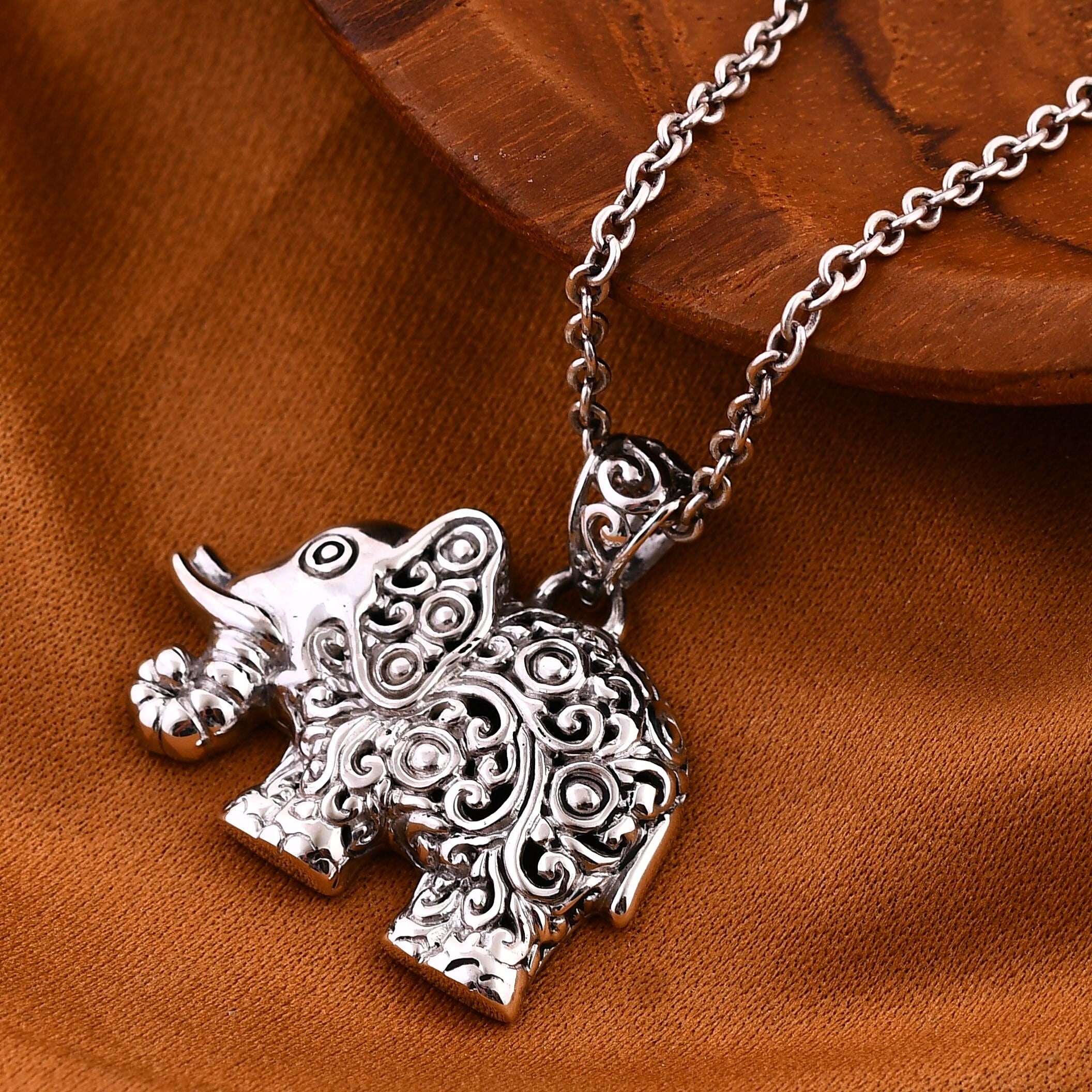 Royal Bali Collection Sterling Silver Handmade- Elephant The symbol of Bali Pendant, Silver Wt. 8.85 Gms