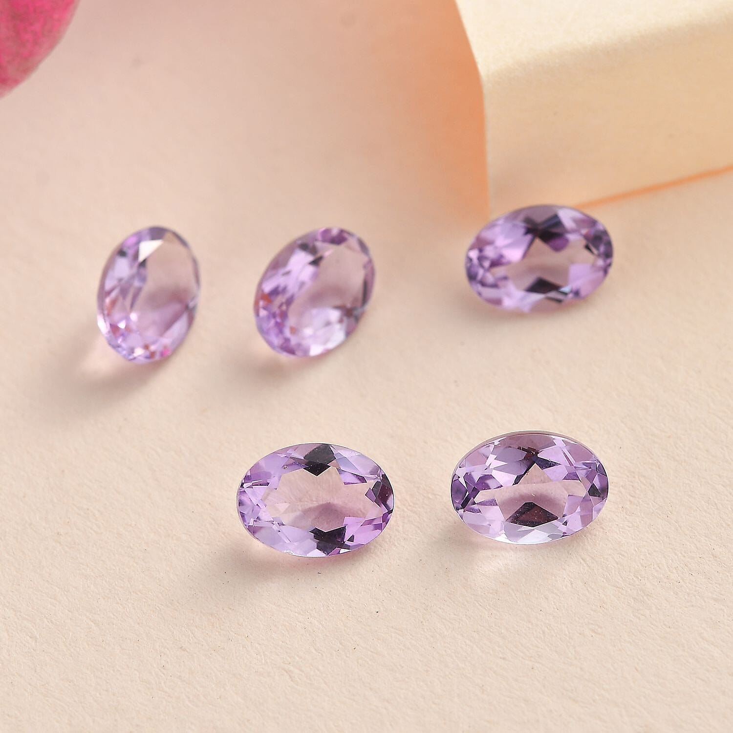 Pink Amethyst Oval 7x5 mm