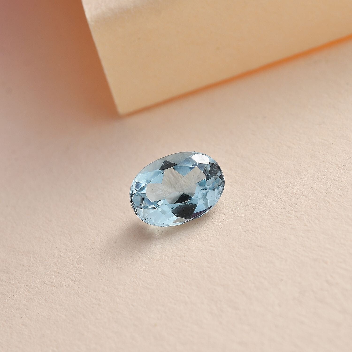 Skyblue Topaz Oval 7x5 mm