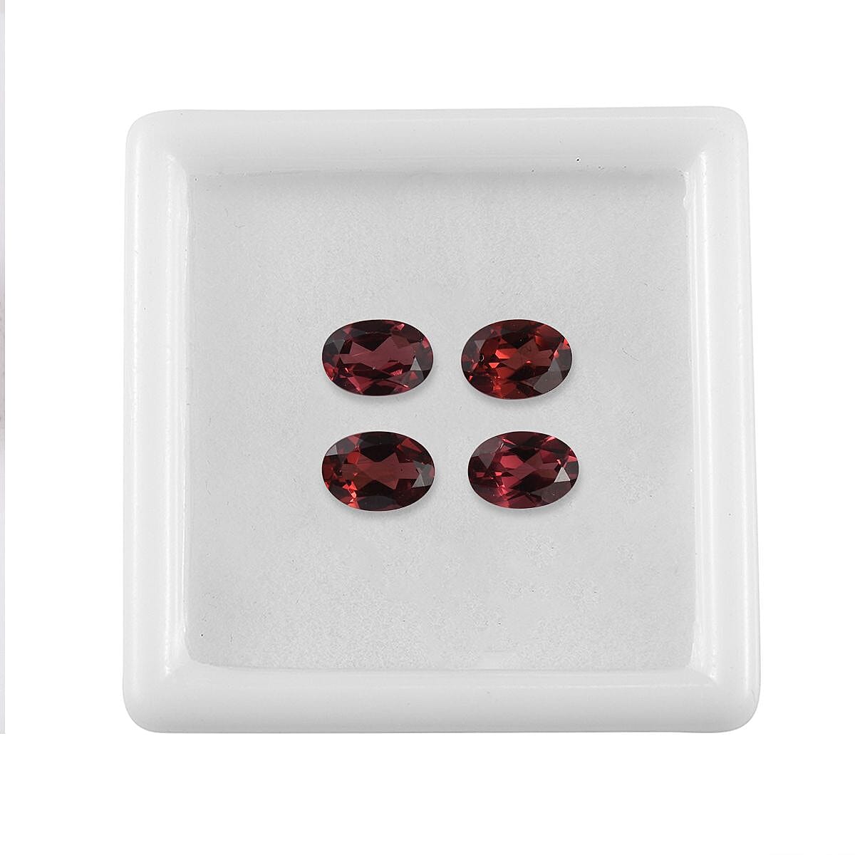 Red Garnet Oval 7x5 mm