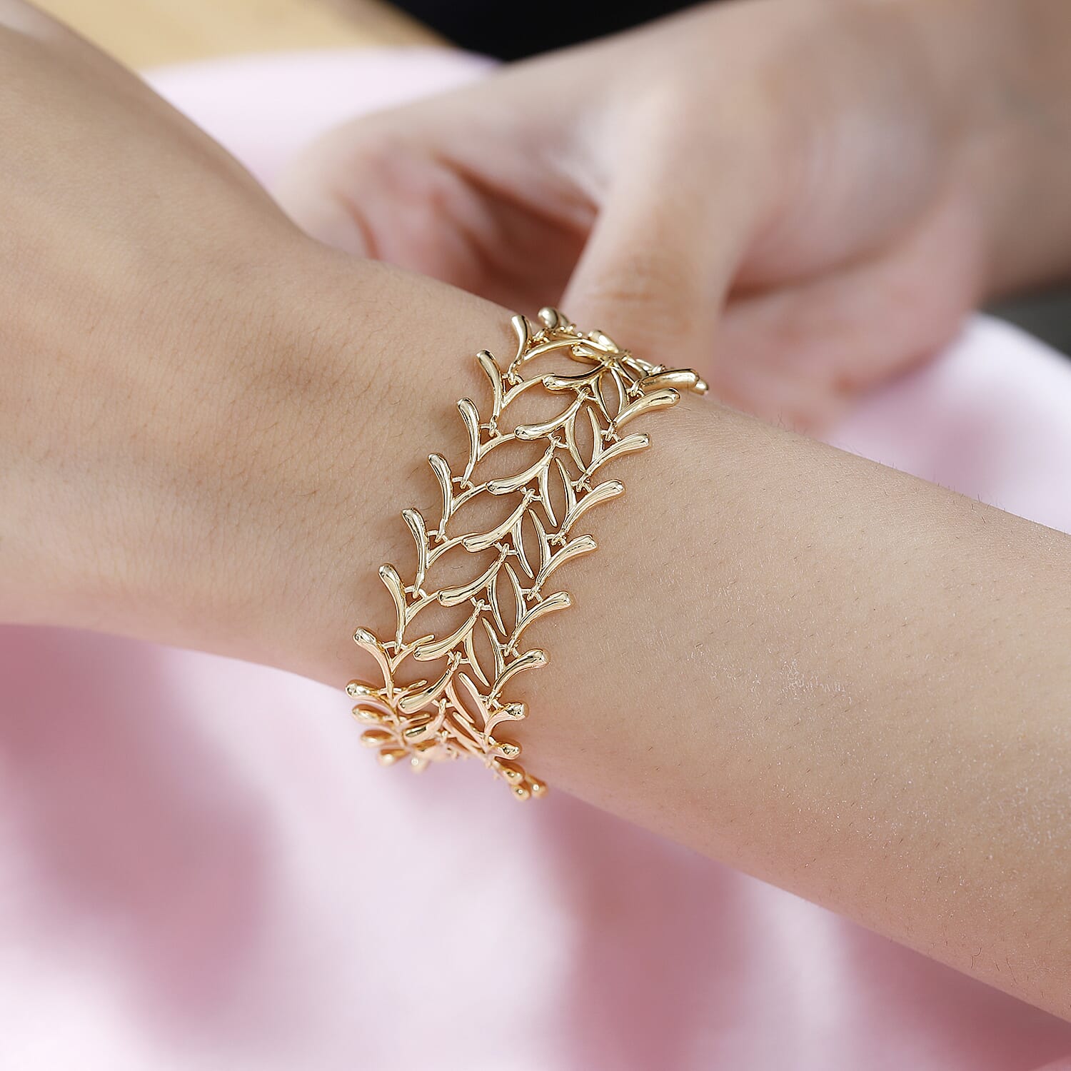 Lucy Q Sycamore Collection - 18K YG Vermeil Plated Sterling Silver  Bracelet (Size - 8), Silver Wt. 32.26 Gms