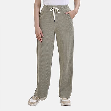 Tamsy Corduroy Trousers (Size 16 to 18) - Grass Green