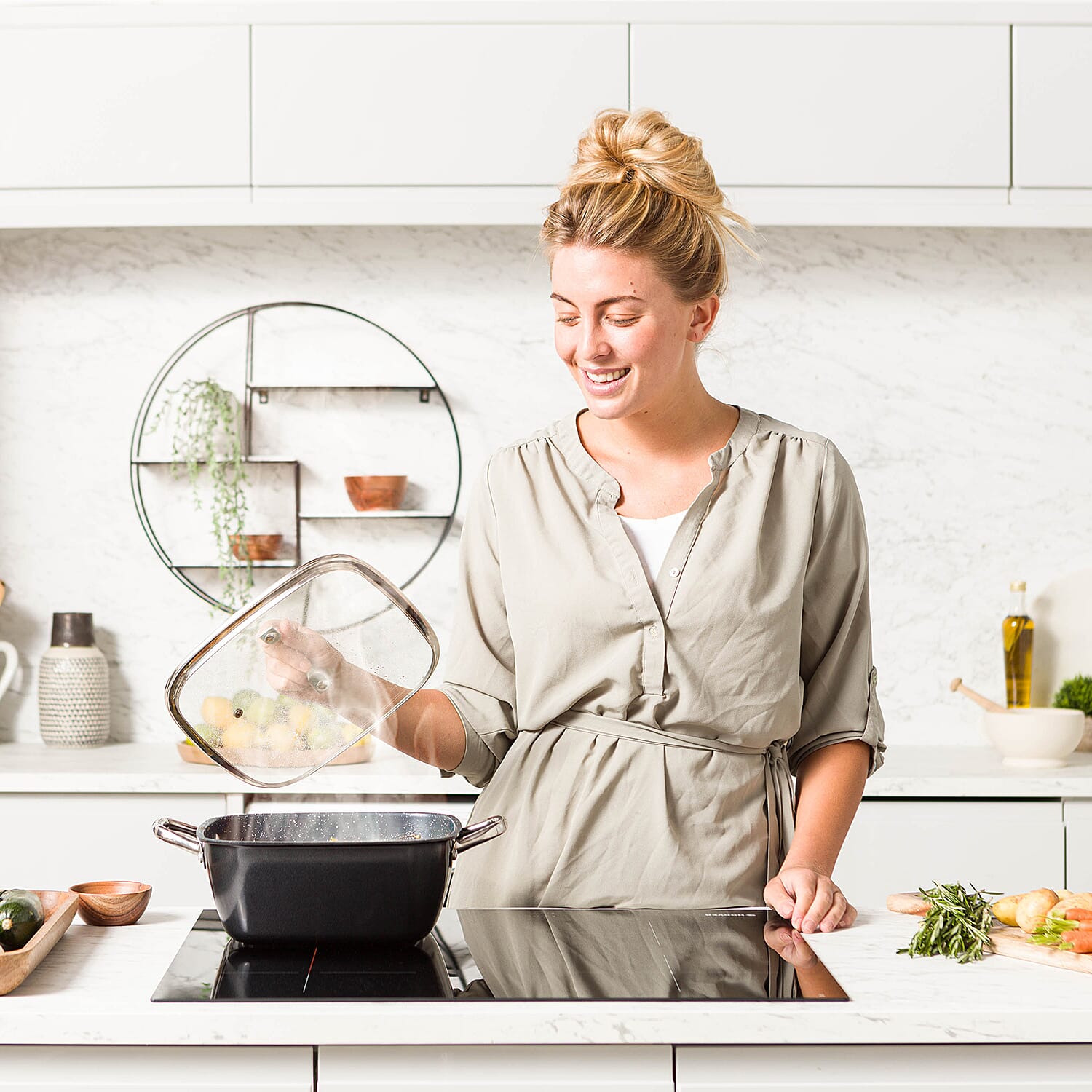 Flavorstone Diamond - Casserole Pan with Glass Lid - Blue