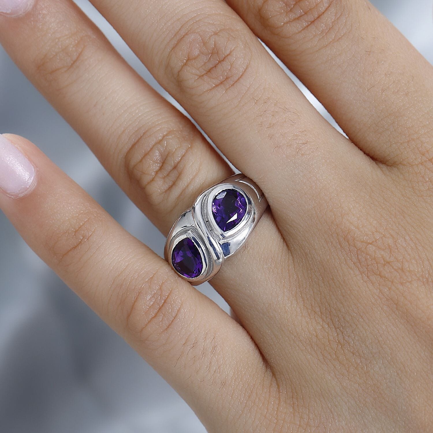 Moroccan Amethyst Ring in Platinum Overlay Sterling Silver 2.20 Ct.