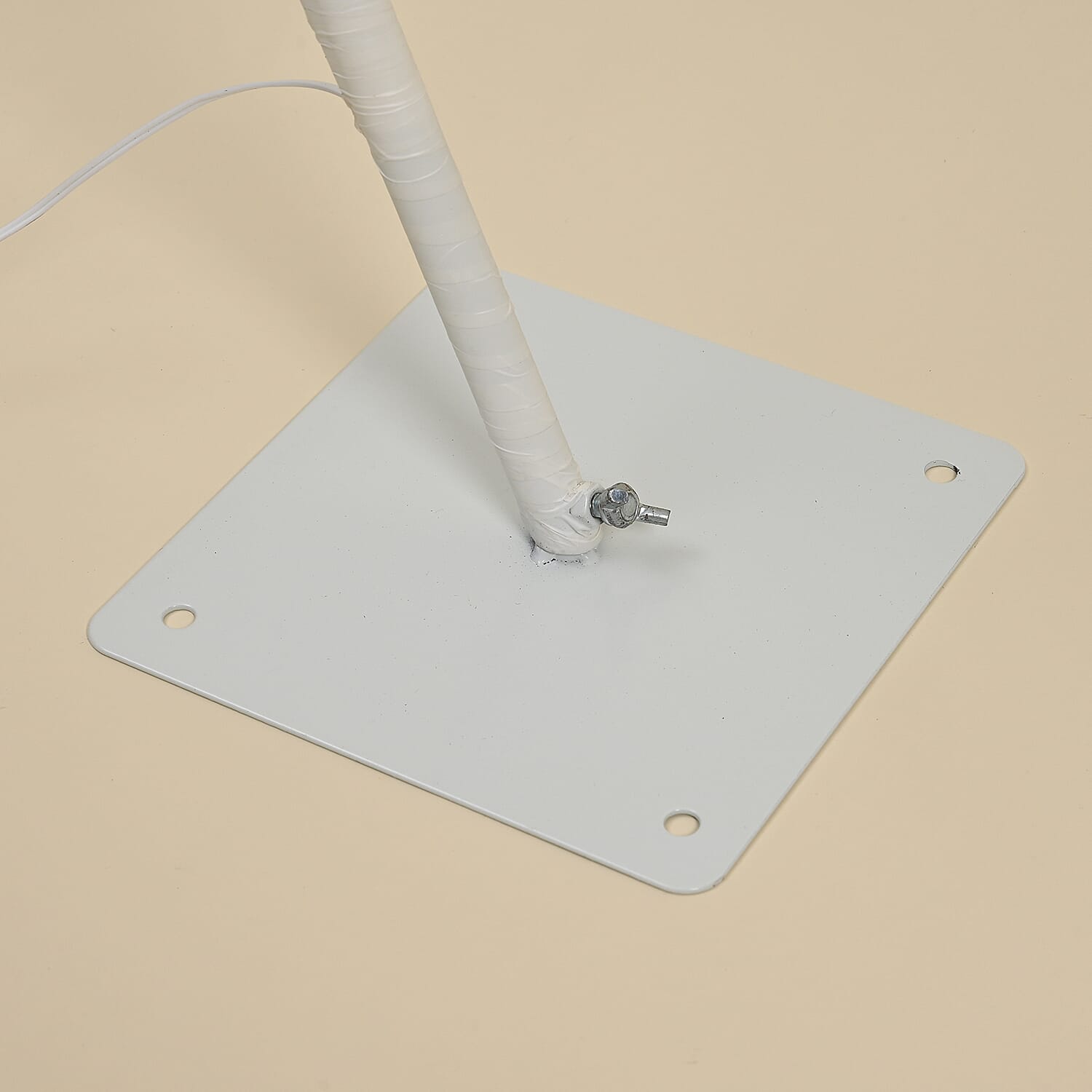 Stylish 600 LED Tree Lamp With Flexible Branches