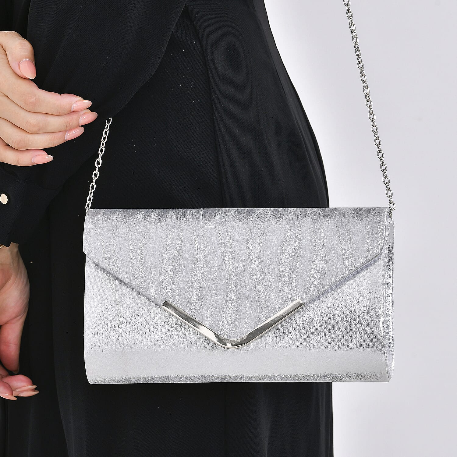 Crystal Patterned Clutch - Silver
