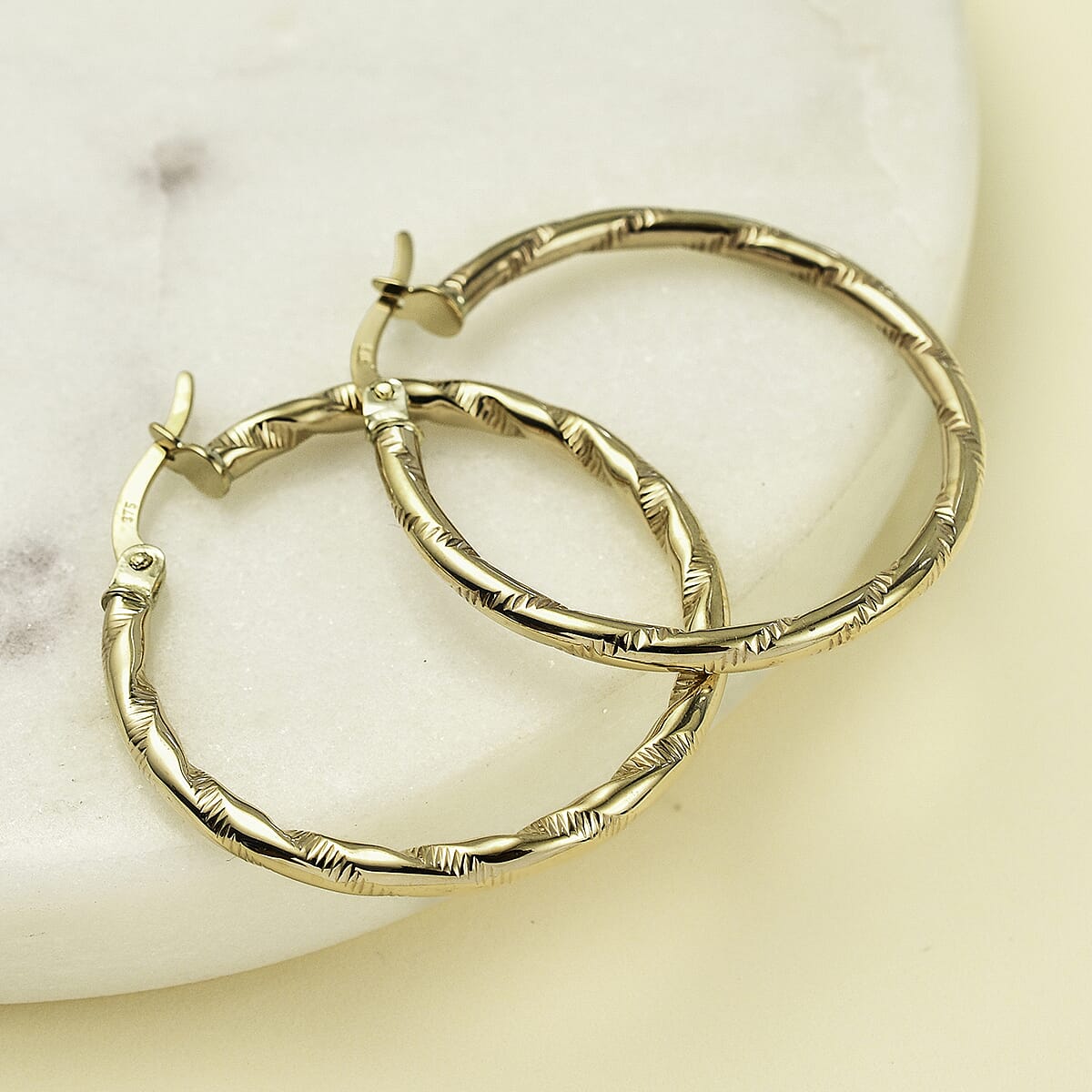 Hatton Garden Closeout 9K Yellow Gold Bamboo Earrings