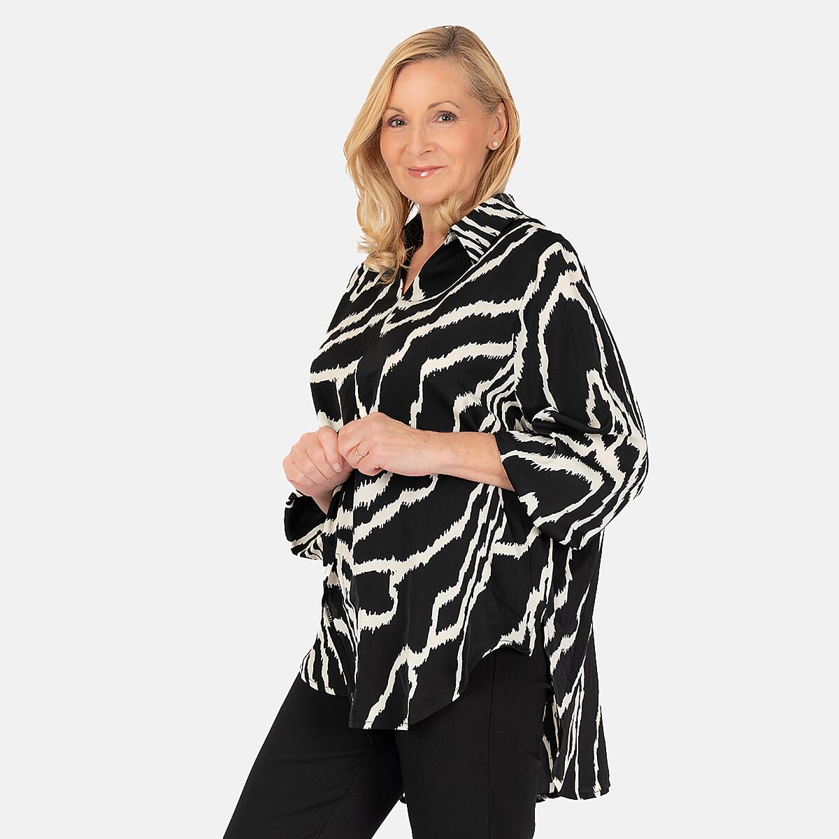 Nova of London Abstract Line Grandad Collar Tie Shirt (Size ML) - Black