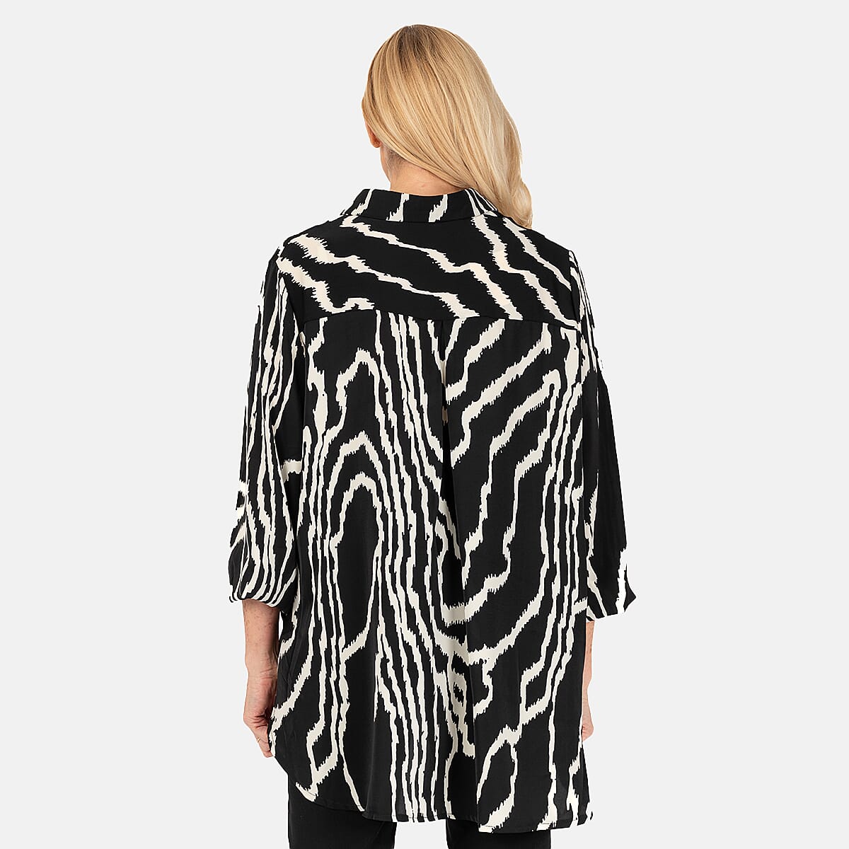 Nova of London Abstract Line Grandad Collar Tie Shirt (Size ML) - Black