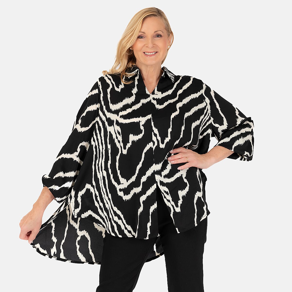 Nova of London Abstract Line Grandad Collar Tie Shirt (Size ML) - Black