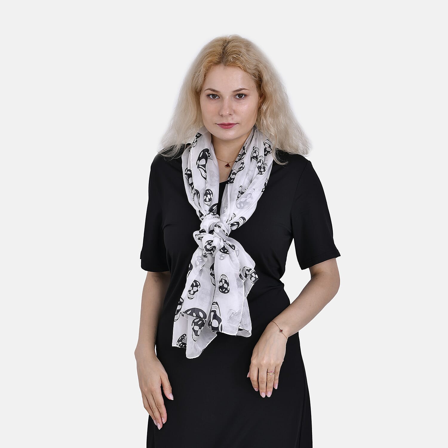LA MAREY Skull Design 100% Mulberry Silk Scarf (Size 180x110cm) - Black & White