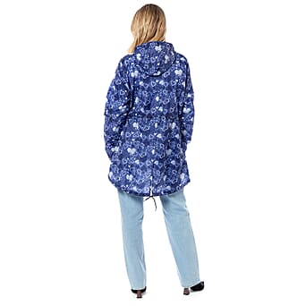 https://tjcuk.sirv.com/Products/77/5/7757868/EMMA-Scribble-Hearts-Pattern-Raincoat-Size-M-Blue_7757868_2.jpg?w=342&h=342