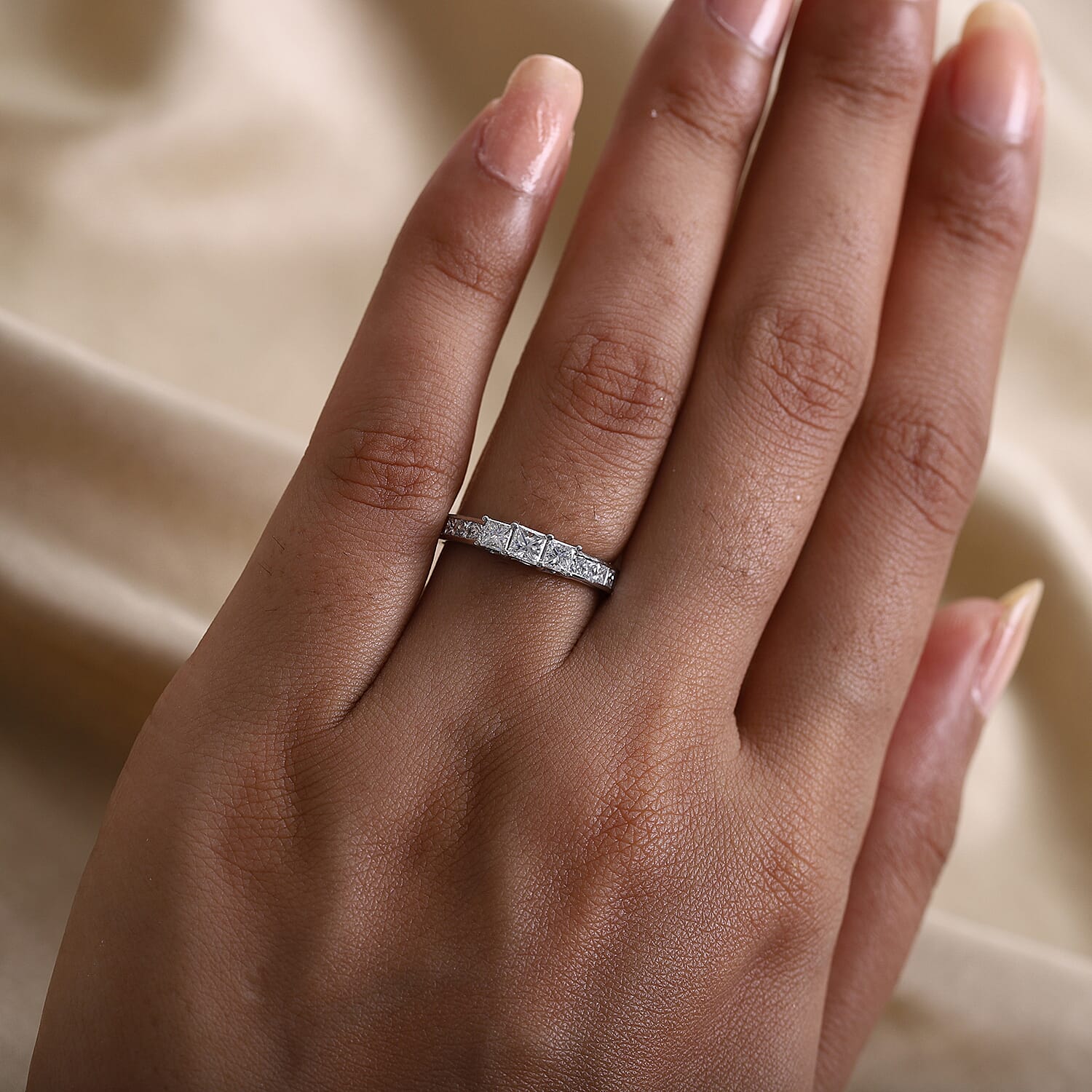 RHAPSODY 950 Platinum IGI Certified Diamond (VS-E-F) Ring 1.04 Ct.