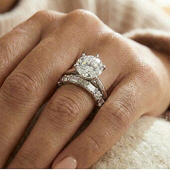 https://tjcuk.sirv.com/Products/77/6/7761585/D-Joy-2-92-Ct-Moissanite-Solitaire-Ring-in-Platinum-Overlay-Sterling-S_7761585_2.jpg?w=342&h=342